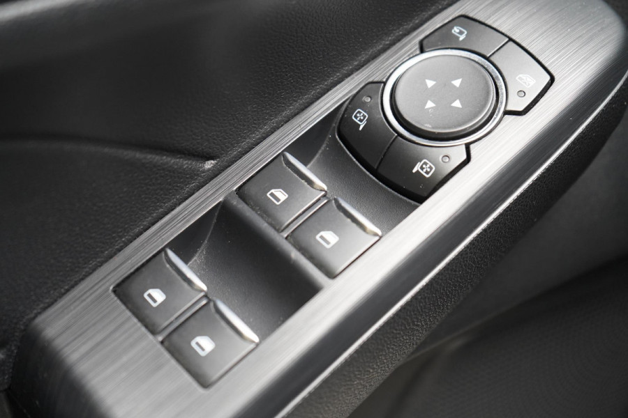 Ford Kuga 2.5 PHEV ST-Line | Blind spot | Navigatie | Adaptive cruise | Camera | Apple Carplay | Keyless | Stoelverwarming