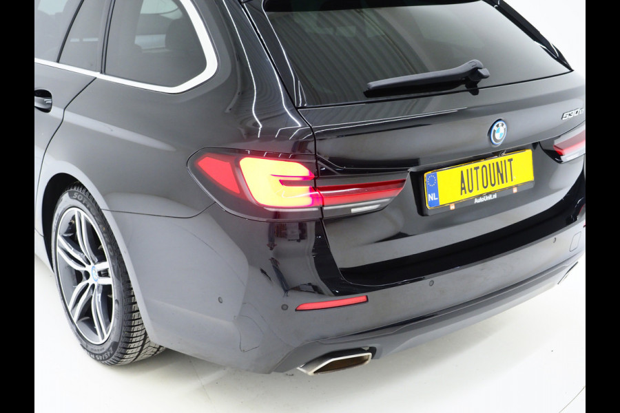 BMW 5 Serie Touring 530e Shadow Line | NL auto | Leder | LaserLED | Camera | Memory | Dodehoek | Cruise | DAB | Carplay