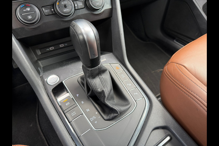 Volkswagen Tiguan Allspace 1.5 TSI Highline Business R 7p.- Automaat - Leder - Navi - Org.NL