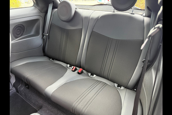 Fiat 500 1.0 Hybrid Sport - Navi Apple/Android - Climate - Parkeerhulp - Org.NL