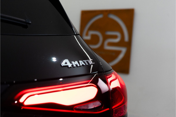 Mercedes-Benz GLC 300e 4MATIC AMG 313PK | Pano | Burmester | Sfeer | Trekhaak | Stoel&Stuurverw. | VOL! 12 MND Garantie