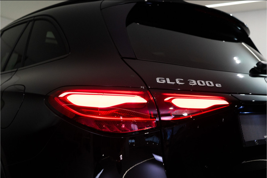 Mercedes-Benz GLC 300e 4MATIC AMG 313PK | Pano | Burmester | Sfeer | Trekhaak | Stoel&Stuurverw. | VOL! 12 MND Garantie