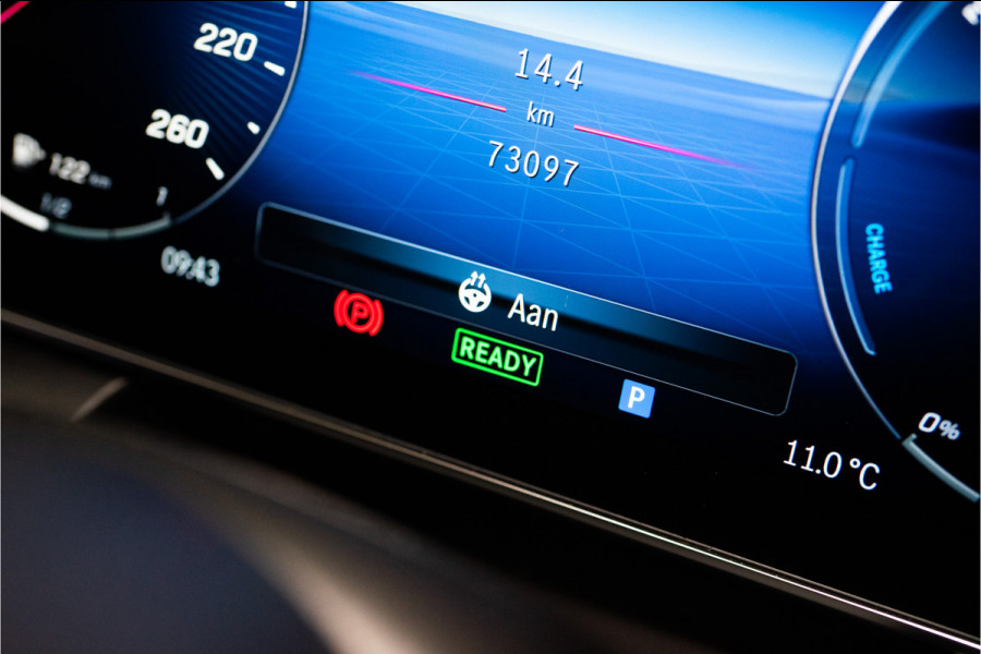 Mercedes-Benz GLC 300e 4MATIC AMG 313PK | Pano | Burmester | Sfeer | Trekhaak | Stoel&Stuurverw. | VOL! 12 MND Garantie