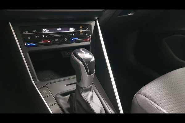 Volkswagen Polo 1.0 TSI DSG Life | Navigatie | Climate Control | Stoelverwarming | Digitale cockpit | Camera | Parkeer sensoren | Led | DAB