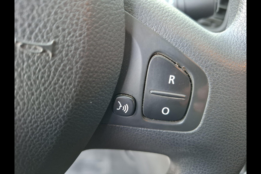 Renault Trafic 1.6 dCi T27 L1H1 Générique AIRCO / CRUISE CONTROLE / NAVI / TREKHAAK / EURO 6 / MARGE AUTO !!!