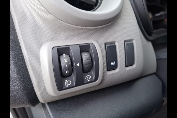 Renault Trafic 1.6 dCi T27 L1H1 Générique AIRCO / CRUISE CONTROLE / NAVI / TREKHAAK / EURO 6 / MARGE AUTO !!!