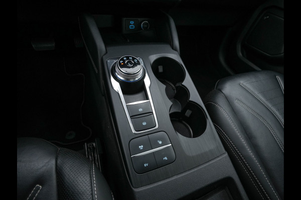 Ford Kuga 2.5 PHEV Vignale (Plug-In) (INCL-BTW) Aut. *HEAD-UP | LEATHER | DIGI-COCKPIT | FULL-LED | KEYLESS | DAB | CARPLAY | NAVI-FULLMAP | MEMORY-PACK | HEATED-COMFORTSEATS | PRIVACYGLASS | TOWBAR | 18''ALU*