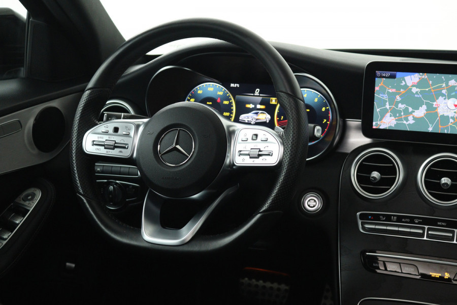 Mercedes-Benz C-Klasse 180 Business Solution AMG (PANORAMADAK, ADAPTIVE CRUISE, STOELVERWARMING, PDC, CAMERA, NAVIGATIE)