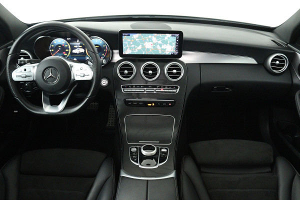 Mercedes-Benz C-Klasse 180 Business Solution AMG (PANORAMADAK, ADAPTIVE CRUISE, STOELVERWARMING, PDC, CAMERA, NAVIGATIE)