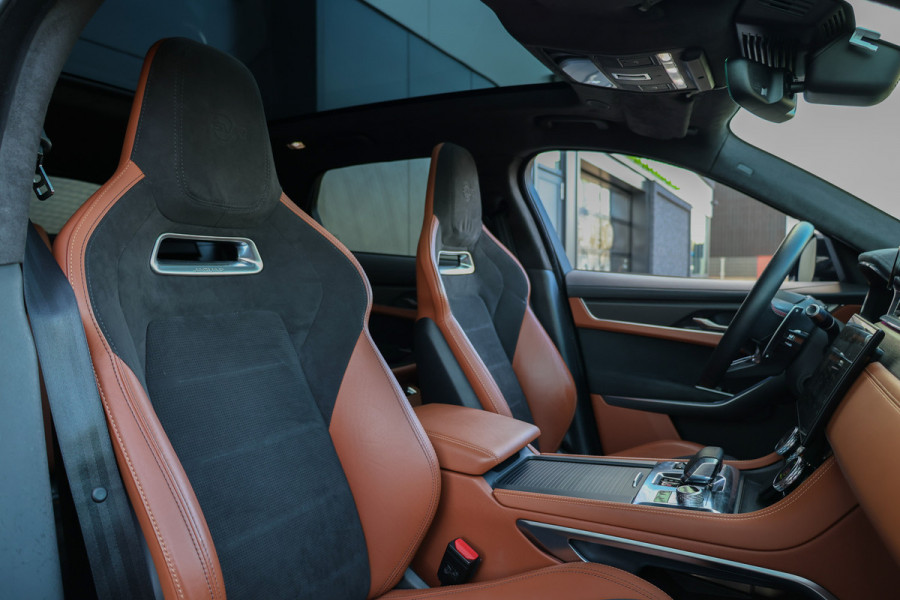 Jaguar F-Pace 5.0 V8 S/C AWD SVR | UNIEK! | DEALER ONDH | BRITISH RACING GREEN | COBRA EXHAUST | STOELKOELING | 360 |