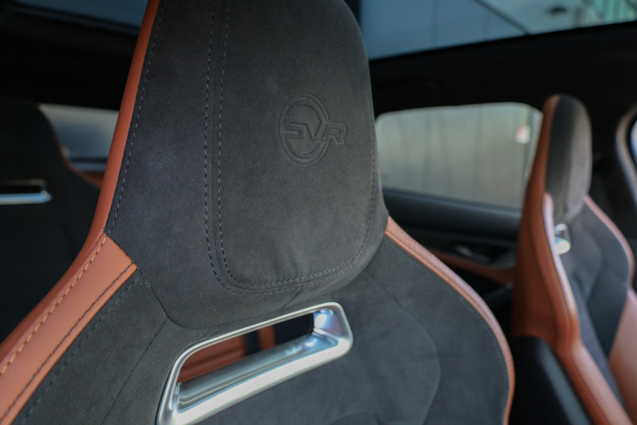 Jaguar F-Pace 5.0 V8 S/C AWD SVR | UNIEK! | DEALER ONDH | BRITISH RACING GREEN | COBRA EXHAUST | STOELKOELING | 360 |