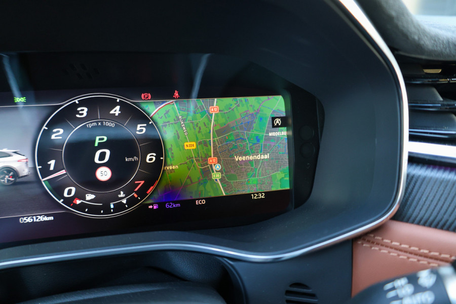 Jaguar F-Pace 5.0 V8 S/C AWD SVR | UNIEK! | DEALER ONDH | BRITISH RACING GREEN | COBRA EXHAUST | STOELKOELING | 360 |