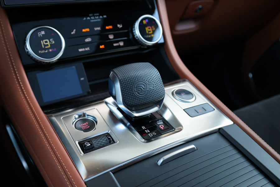 Jaguar F-Pace 5.0 V8 S/C AWD SVR | UNIEK! | DEALER ONDH | BRITISH RACING GREEN | COBRA EXHAUST | STOELKOELING | 360 |