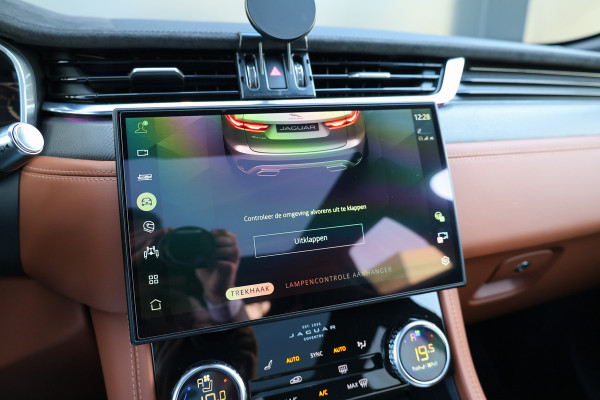 Jaguar F-Pace 5.0 V8 S/C AWD SVR | UNIEK! | DEALER ONDH | BRITISH RACING GREEN | COBRA EXHAUST | STOELKOELING | 360 |