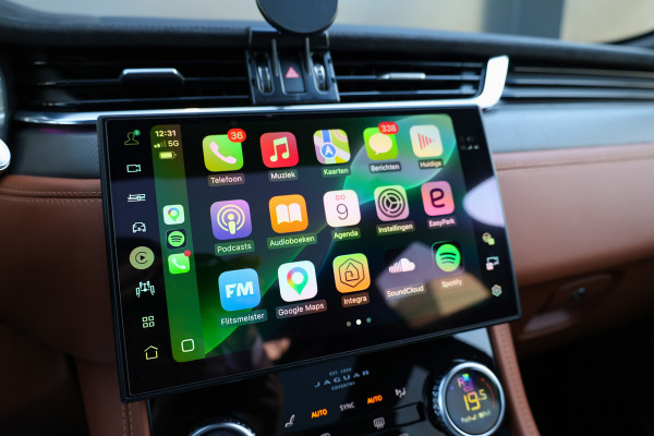 Jaguar F-Pace 5.0 V8 S/C AWD SVR | UNIEK! | DEALER ONDH | BRITISH RACING GREEN | COBRA EXHAUST | STOELKOELING | 360 |