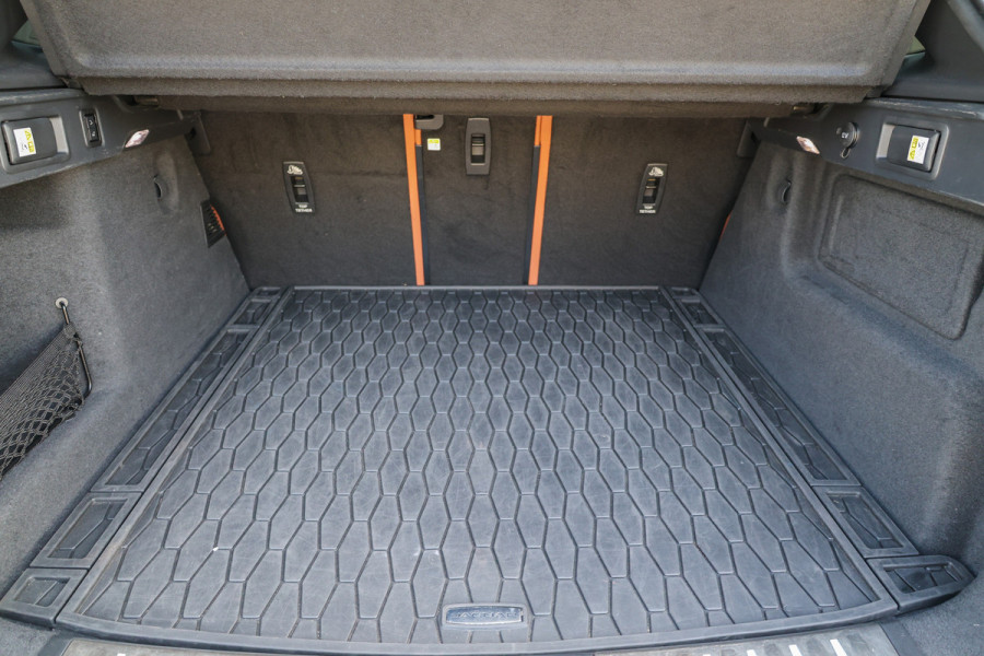 Jaguar F-Pace 5.0 V8 S/C AWD SVR | UNIEK! | DEALER ONDH | BRITISH RACING GREEN | COBRA EXHAUST | STOELKOELING | 360 |