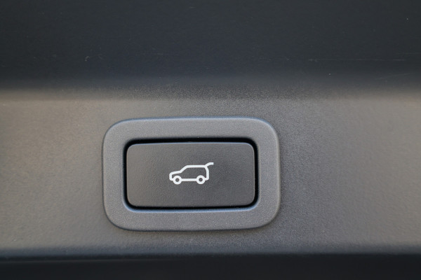 Jaguar F-Pace 5.0 V8 S/C AWD SVR | UNIEK! | DEALER ONDH | BRITISH RACING GREEN | COBRA EXHAUST | STOELKOELING | 360 |