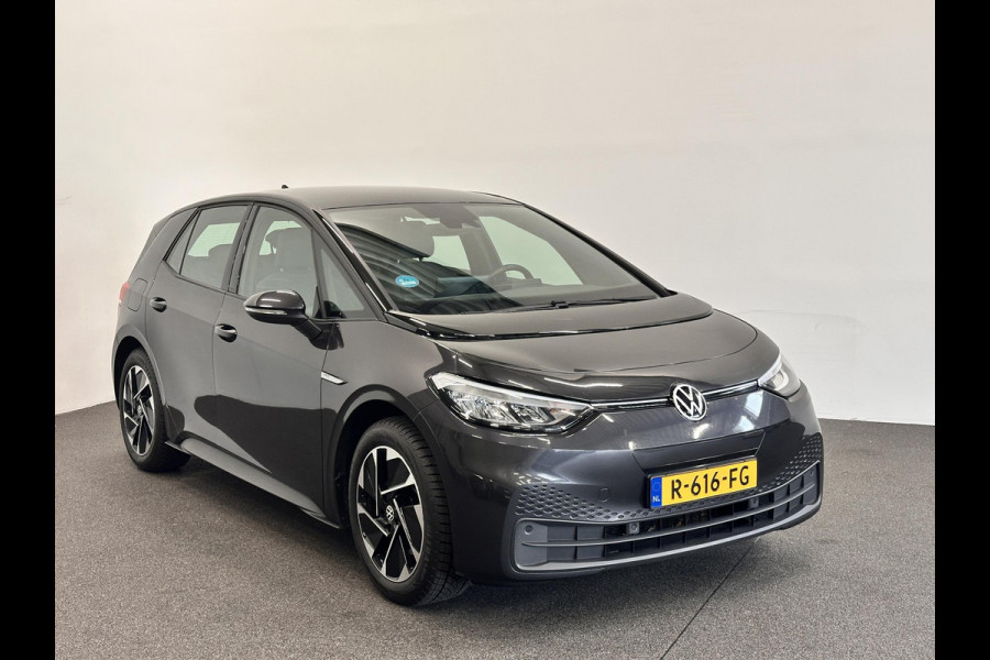 Volkswagen ID.3 Pro 58 kWh SOH 91% Airco ECC Navi Carplay Adaptive Cruise Control 18" LM Velgen East Derry Full LED PDC