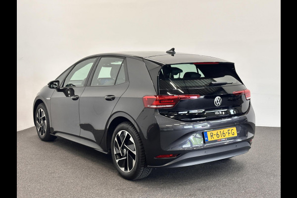 Volkswagen ID.3 Pro 58 kWh SOH 91% Airco ECC Navi Carplay Adaptive Cruise Control 18" LM Velgen East Derry Full LED PDC