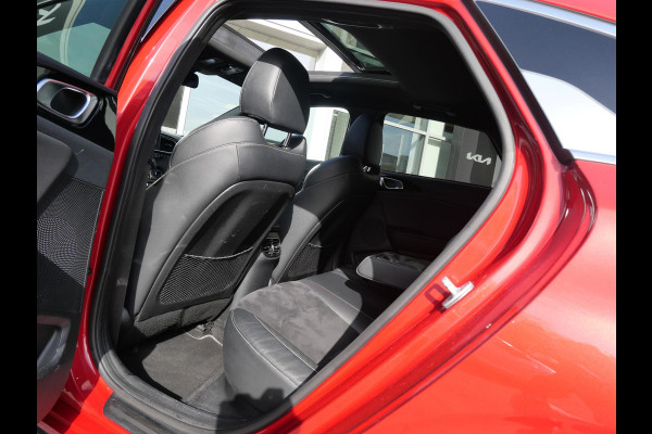 Kia ProCeed 1.0 T-GDI GT-PlusLine | Schuif/Kanteldak | Electrische Stoelen | JBL | Navi | Camera | Electrische Klep |