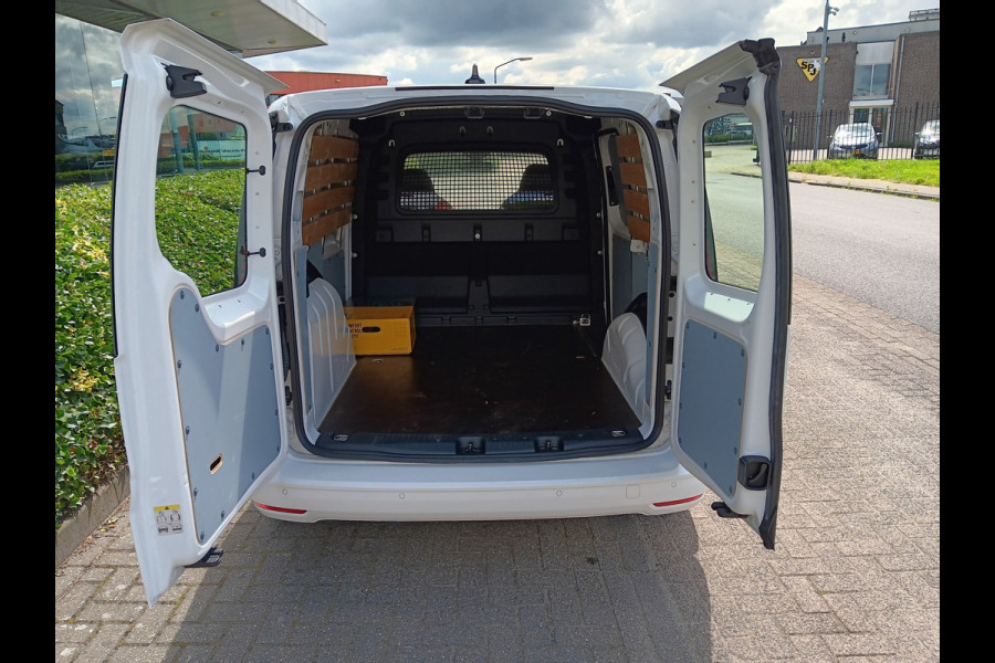 Volkswagen Caddy Cargo 2.0 TDI 102PK Comfort, SPORTSTOELEN, AIRCO, NAVIGATIE, 18" LMV, incl. 12 MND BOVAGGARANTIE Uniek!