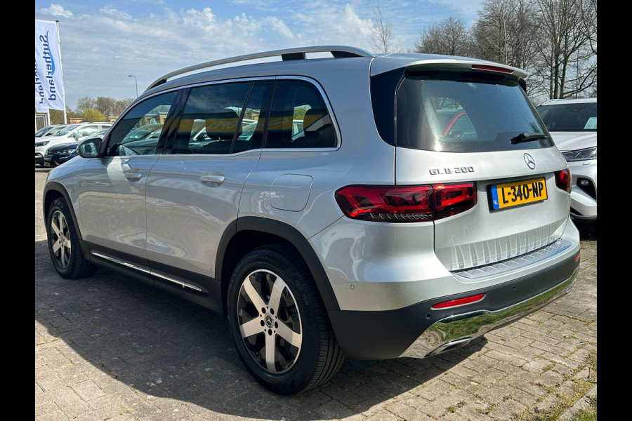Mercedes-Benz Glb 200 Business Solution Luxury 163pk | Dodehoeksensoren | Elektrische Achterklep | Volledig Leder | Stoelverwarming | Achteruitrijcamera | Eerste eigenaar