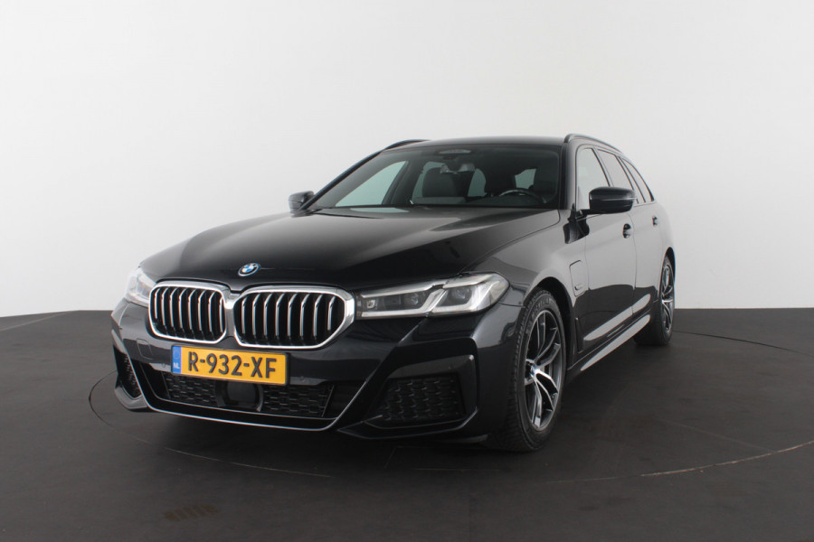 BMW 5 Serie Touring 530e xDrive High Executive M Sport > Shadow-Line/Driving Assistant Professional