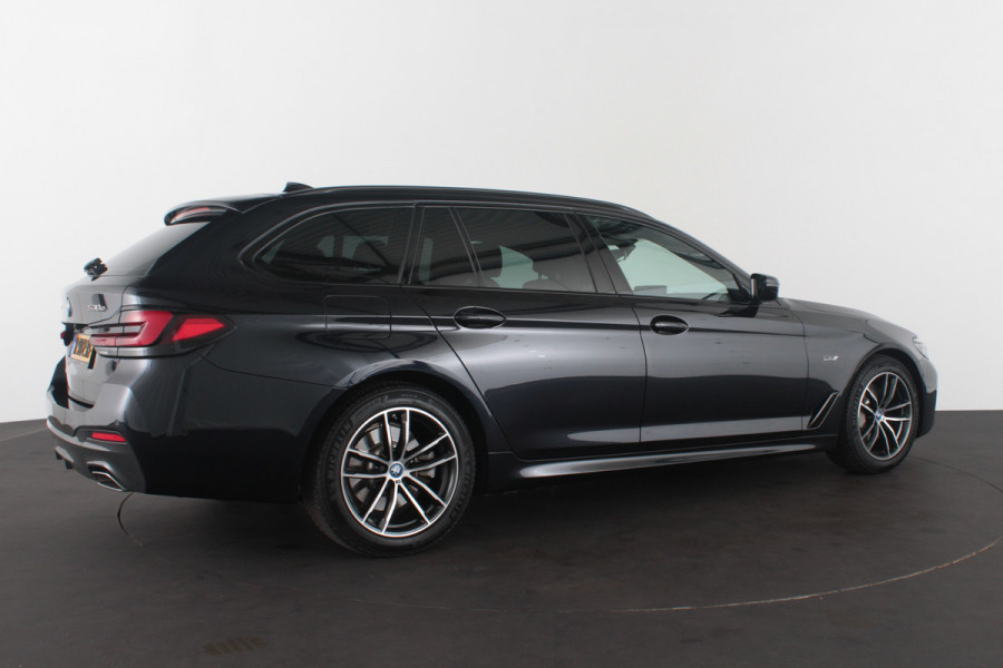 BMW 5 Serie Touring 530e xDrive High Executive M Sport > Shadow-Line/Driving Assistant Professional