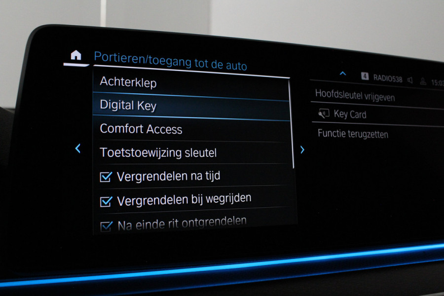 BMW 5 Serie Touring 530e xDrive High Executive M Sport > Shadow-Line/Driving Assistant Professional