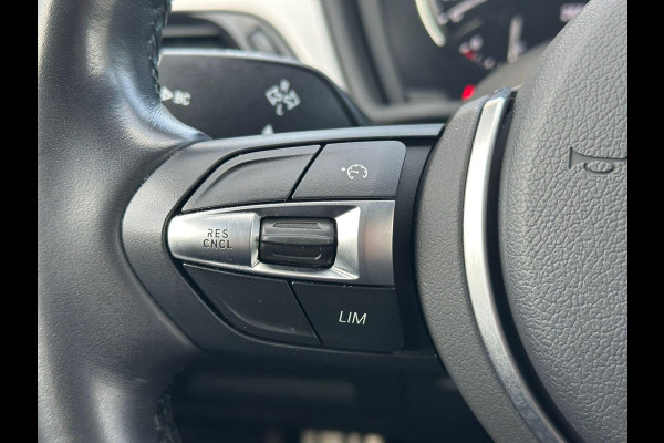 BMW X1 xDrive25e eDrive M Sport | Plug-in Hybride | PHEV | 220pk | Panoramadak | Storm Bay Metallic | 19 inch | M Pakket | Camera | Sportstoelen | Led verlichting | Head Up Display | Shadowline Exterieur