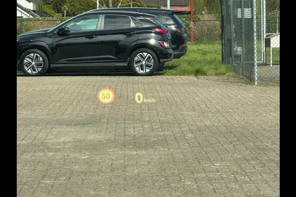 BMW X1 xDrive25e eDrive M Sport | Plug-in Hybride | PHEV | 220pk | Panoramadak | Storm Bay Metallic | 19 inch | M Pakket | Camera | Sportstoelen | Led verlichting | Head Up Display | Shadowline Exterieur