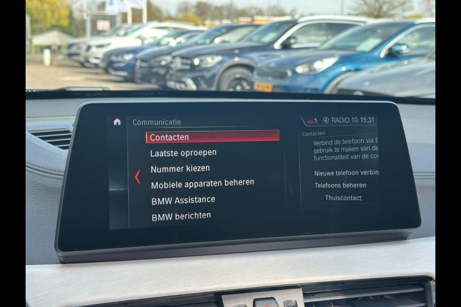 BMW X1 xDrive25e eDrive M Sport | Plug-in Hybride | PHEV | 220pk | Panoramadak | Storm Bay Metallic | 19 inch | M Pakket | Camera | Sportstoelen | Led verlichting | Head Up Display | Shadowline Exterieur