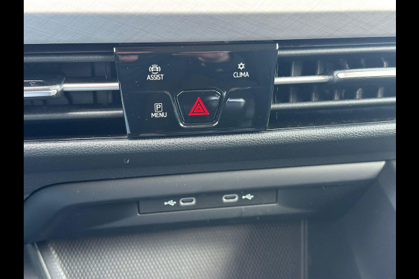 BMW X1 xDrive25e eDrive M Sport | Plug-in Hybride | PHEV | 220pk | Panoramadak | Storm Bay Metallic | 19 inch | M Pakket | Camera | Sportstoelen | Led verlichting | Head Up Display | Shadowline Exterieur