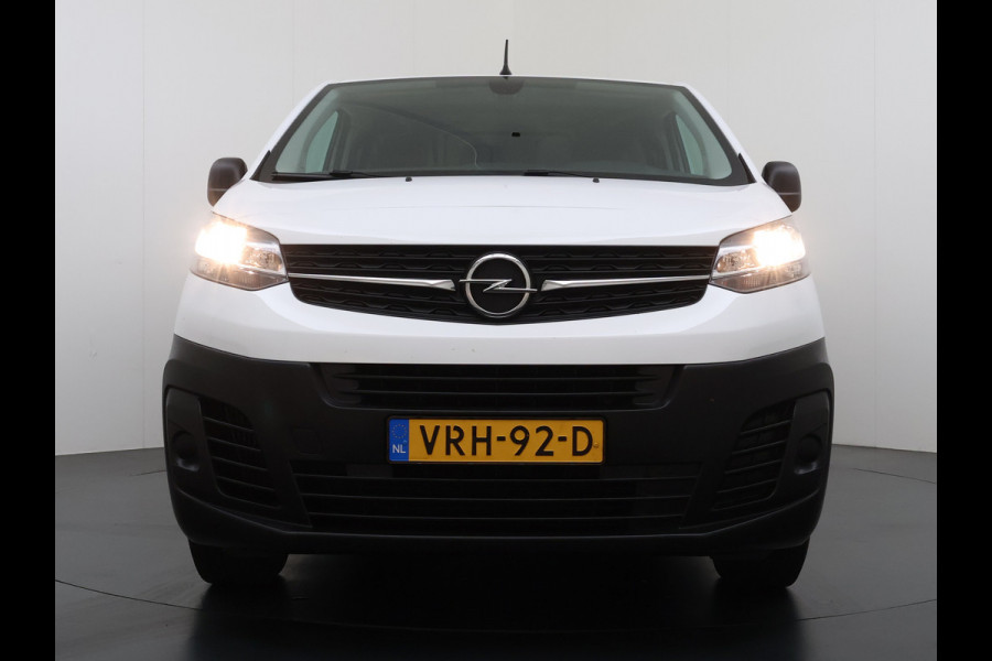 Opel Vivaro 2.0CDTi 145PK AUT-8 L3H1 3-Pers.*Bott inrichting* EURO-6 Navi Pdc ECC Apple Carplay Android Cruise Control Airco DAB Edition Betonplexvloer Bott-Inbouwkasten! Wandbetimmering Verlichting Achterdeuren Schuifdeur 1e Eigenaar Origineel Nederlandse Bus 2.500 trekvermogen! EURO-6