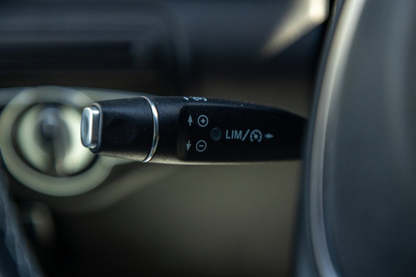 Mercedes-Benz V-Klasse 300d Lang DC Edition I Marcopolo I Schuifdeur Links leder I apple carplay I nieuwstaat I