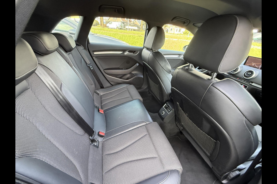 Audi A3 Sportback Aut. 35 TFSI S-Line | Virtual | Stoel Verwarming | Navi |