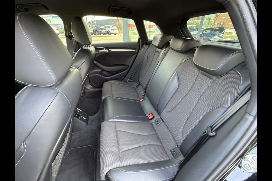 Audi A3 Sportback Aut. 35 TFSI S-Line | Virtual | Stoel Verwarming | Navi |