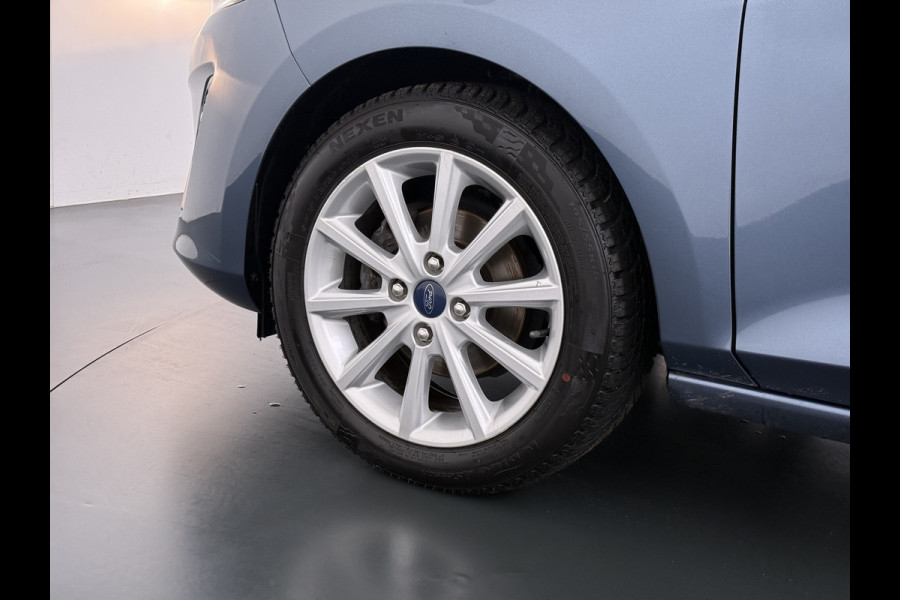 Ford Fiesta 1.0T 126PK Titanium Apple Carplay Android Navi LM Airco Cruise Control Stoelverwarming Apps Voorruitverwarming Wifi Mistlampen Chroompack TCS Led Lmv Lane Assist Isofix TCS EAB Hill-Start-Assist Ford-Pass-Connect LED