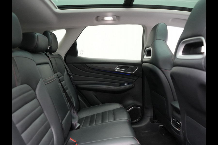 MG EHS 1.5 TGDI Luxury PHEV 259pk | Trekhaak | Panodak | Adaptive Cruise | 360 Camera | Lederen Sportstoelen Verwarmd | Keyless | Blis | LED Koplampen | Apple Carplay | Plug In Hybrid |