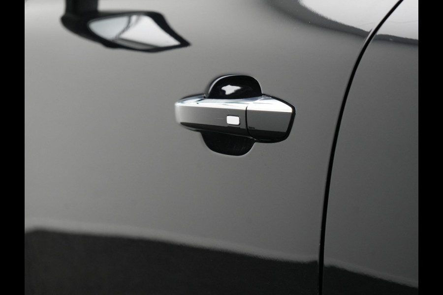 MG EHS 1.5 TGDI Luxury PHEV 259pk | Trekhaak | Panodak | Adaptive Cruise | 360 Camera | Lederen Sportstoelen Verwarmd | Keyless | Blis | LED Koplampen | Apple Carplay | Plug In Hybrid |