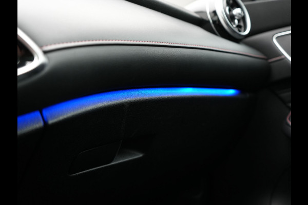 MG EHS 1.5 TGDI Luxury PHEV 259pk | Trekhaak | Panodak | Adaptive Cruise | 360 Camera | Lederen Sportstoelen Verwarmd | Keyless | Blis | LED Koplampen | Apple Carplay | Plug In Hybrid |