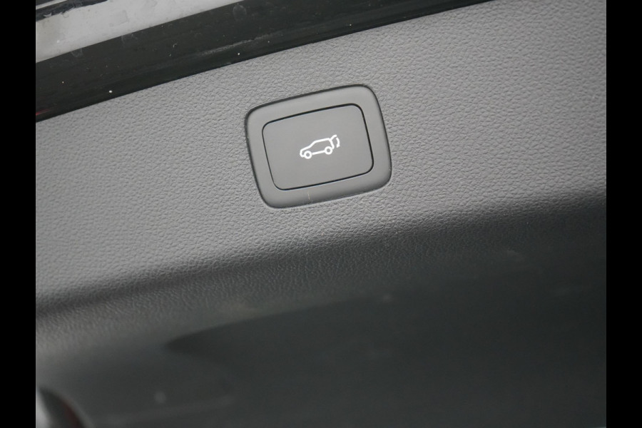 MG EHS 1.5 TGDI Luxury PHEV 259pk | Trekhaak | Panodak | Adaptive Cruise | 360 Camera | Lederen Sportstoelen Verwarmd | Keyless | Blis | LED Koplampen | Apple Carplay | Plug In Hybrid |