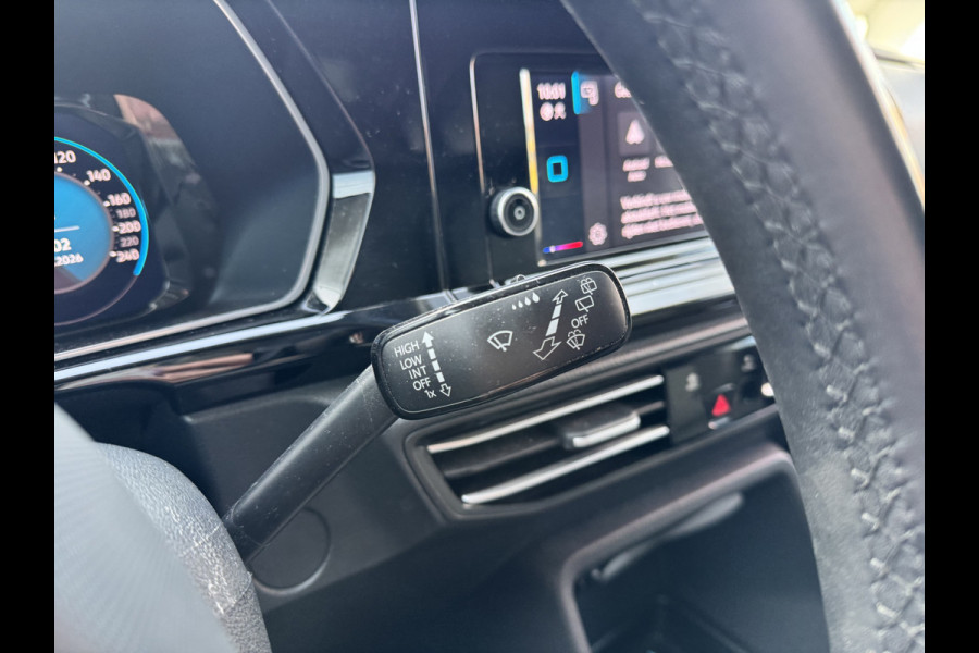 Volkswagen Caddy 2.0 TDI 75PK L1 First Edition Virtual Cockpit Cruise Control Climate Control Carplay Parkeersensoren Achter