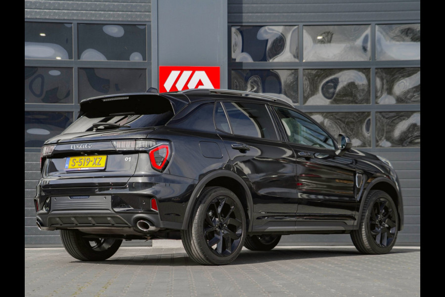 Lynk & Co 01 1.5 Black Edition Zwarte dakhemel|Panoramadak|360° Camera|ACC|Stoelverwarming|Navi|Carplay