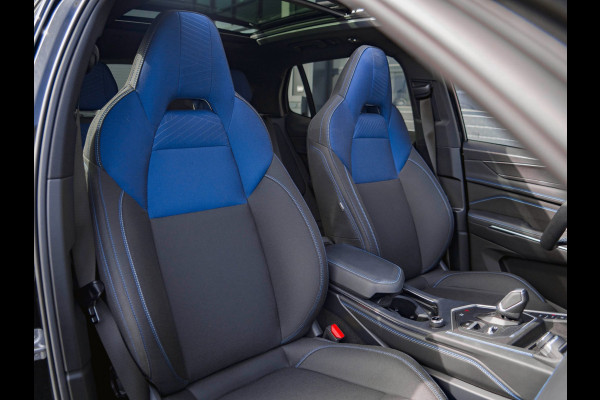 Lynk & Co 01 1.5 Black Edition Zwarte dakhemel|Panoramadak|360° Camera|ACC|Stoelverwarming|Navi|Carplay