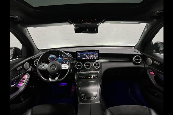 Mercedes-Benz GLC 300e 4MATIC AMG Trekhaak | Burmester | Adapt. cruise | open dak | Stoelverwarming | Achteruitrij camera | Carplay
