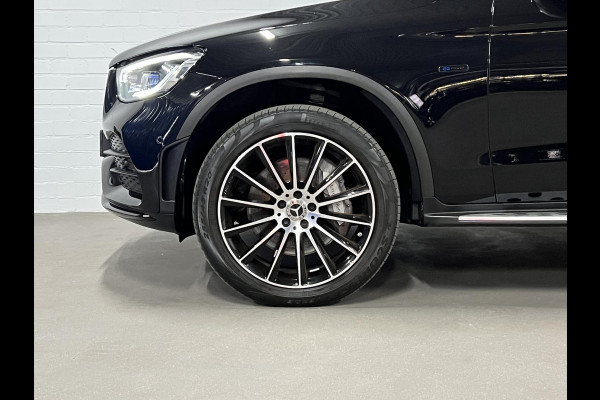 Mercedes-Benz GLC 300e 4MATIC AMG Trekhaak | Burmester | Adapt. cruise | open dak | Stoelverwarming | Achteruitrij camera | Carplay