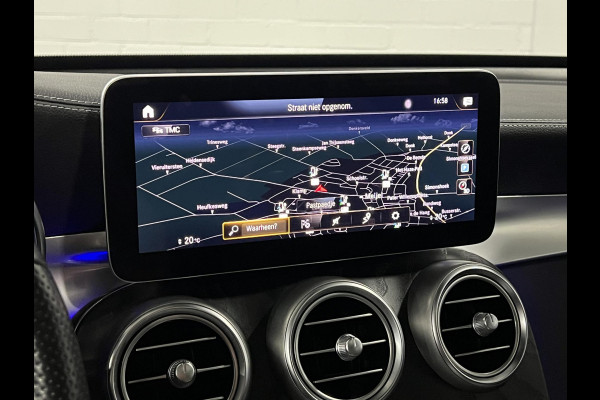 Mercedes-Benz GLC 300e 4MATIC AMG Trekhaak | Burmester | Adapt. cruise | open dak | Stoelverwarming | Achteruitrij camera | Carplay