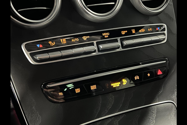 Mercedes-Benz GLC 300e 4MATIC AMG Trekhaak | Burmester | Adapt. cruise | open dak | Stoelverwarming | Achteruitrij camera | Carplay