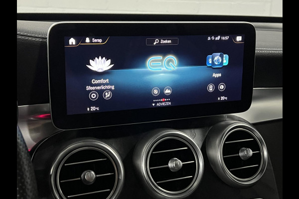 Mercedes-Benz GLC 300e 4MATIC AMG Trekhaak | Burmester | Adapt. cruise | open dak | Stoelverwarming | Achteruitrij camera | Carplay